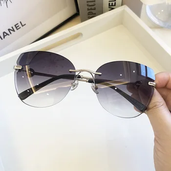 Moda Rimless Mačka Oči, sončna Očala Ženske 2020 Luksuzne blagovne Znamke Rjava Modra Gradient sončna Očala Črno srce Dekoracijo Plaži Očala