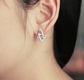 Moda osebnost 925 sterling srebro stud uhani Ženska solid silver Geometrijske trikotnik earringWholesale čar lady nakit 33949