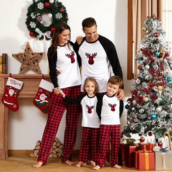 2020 novo Družino Ujemanja Obleke Božič Pižamo Nastavite BOŽIČ PJs Odrasli Otroci Srčkan Stranka More Pižame Risanka Jelena Sleepwear