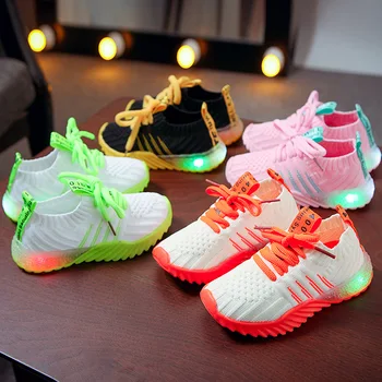 LED luči otroške čevlje 2020 pomlad novo luč čevlji svetlobna čevlji divji fant in dekle čevlji pletene obraz sladkarije