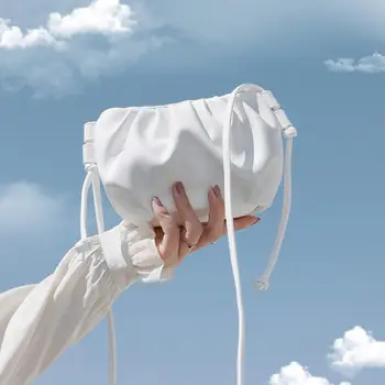 Barva Mini Oblak vrečko 2020 Novih kakovostnih PU Usnja Ženske Oblikovalec Torbici Naguban Ramenski Messenger Bag Telefon Torbice